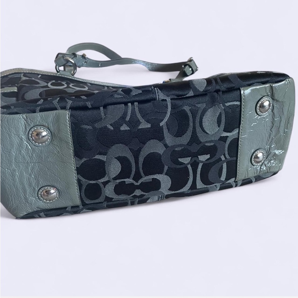 🖤 Coach Signature Tote 🖤 - Picture 3 of 6
